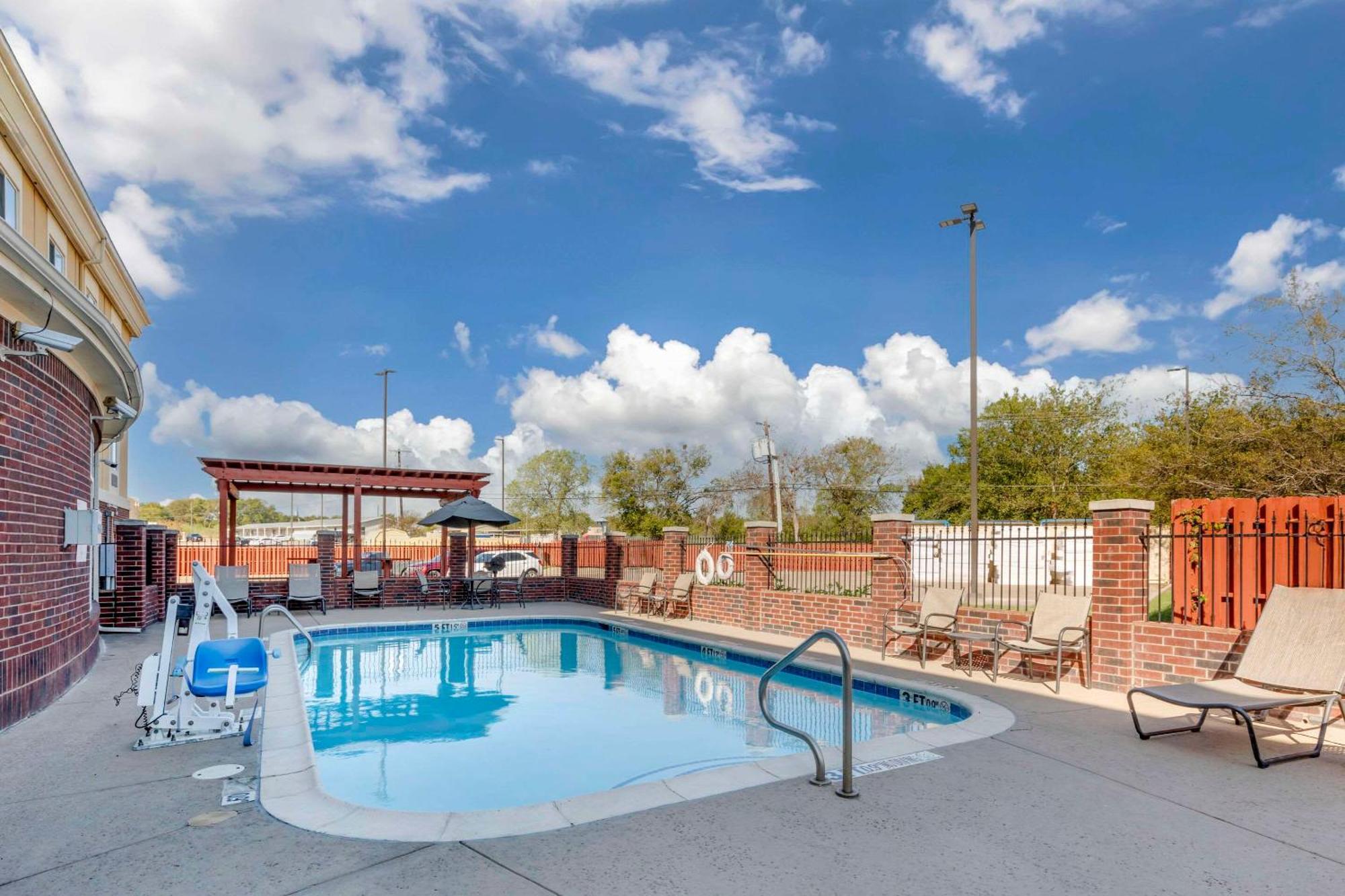 Comfort Inn & Suites Mexia Exterior foto